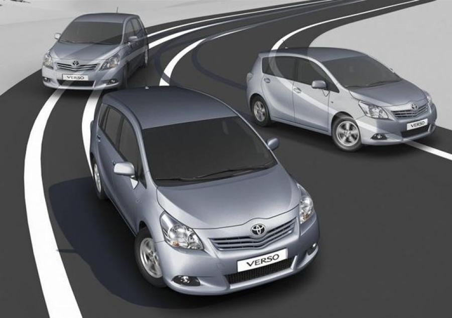  Toyota Verso 2009 года  (фото 7 из 65)